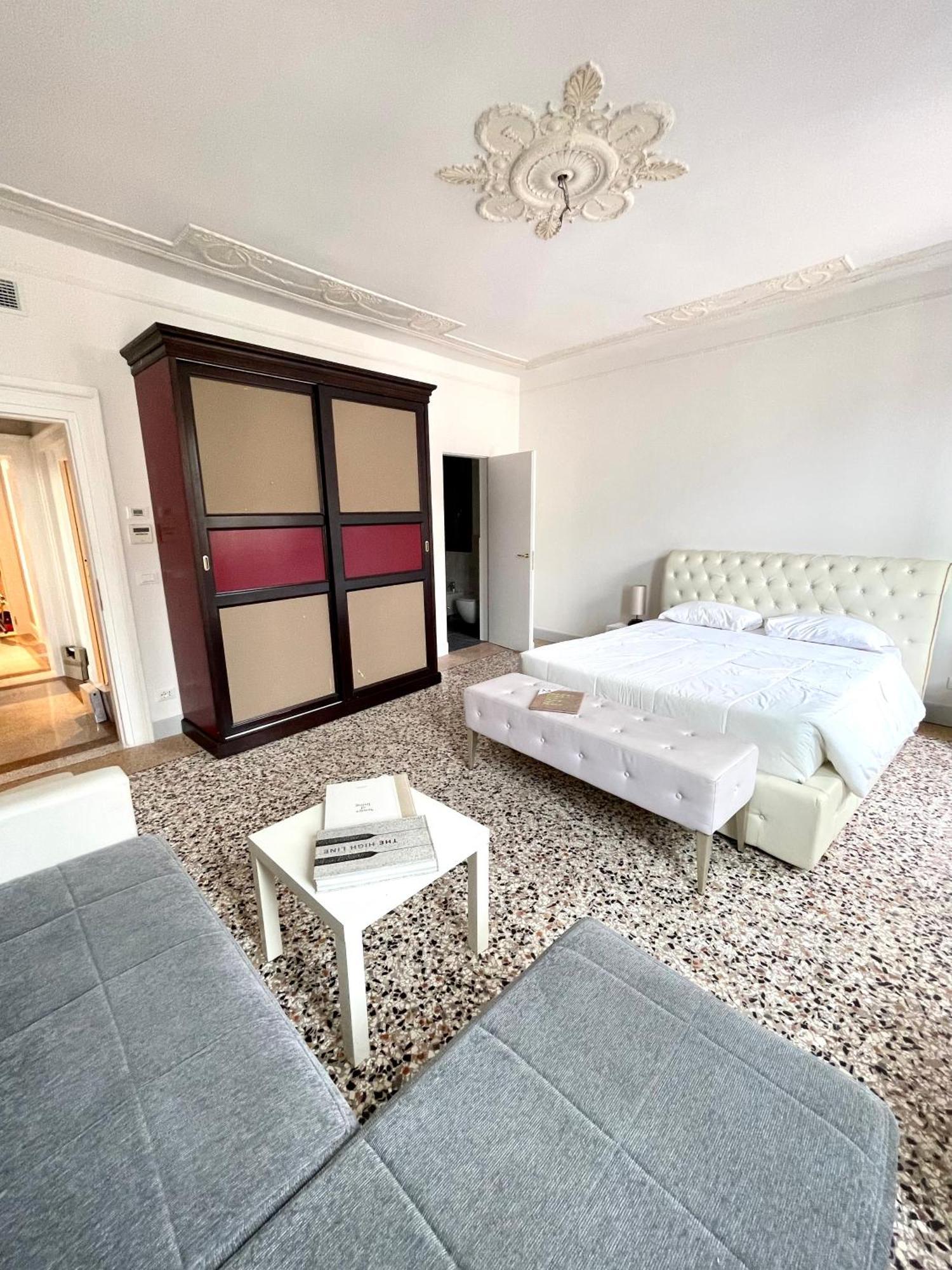 The B Collection - San Marco Riva Schiavoni Apartment Veneţia Exterior foto